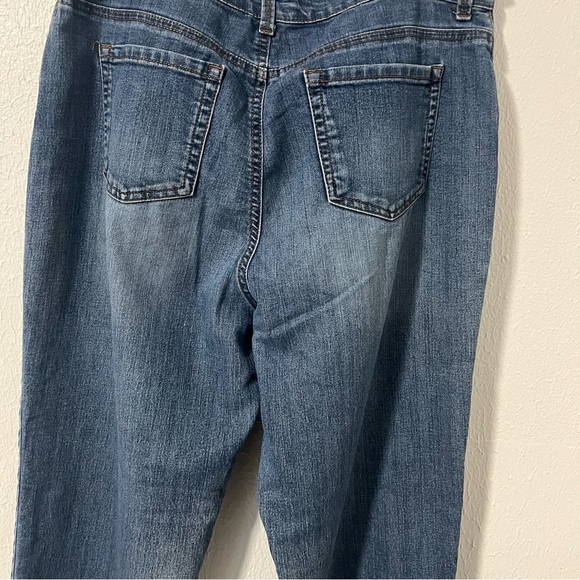 Gloria Vanderbilt Amanda Women’s Size 12 Straight Leg Jeans Everyday Casual - Picture 5 of 7